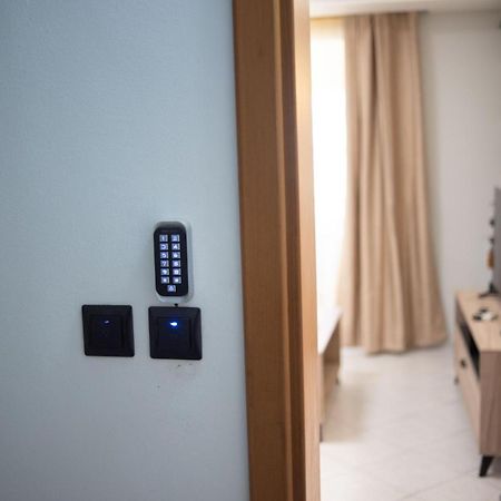 Sky 7 View Apartment 伊拉克利翁 外观 照片